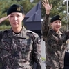 제이홉 오늘 전역, BTS 맏형 진의 깜짝 마중부터 팬서비스까지